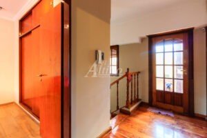 Casa 5 Amb en Liniers Hall