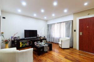 Casa 5 Amb en Liniers Living Comedor